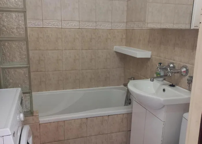 M-3 - 51m2 - Free Parking דירה *